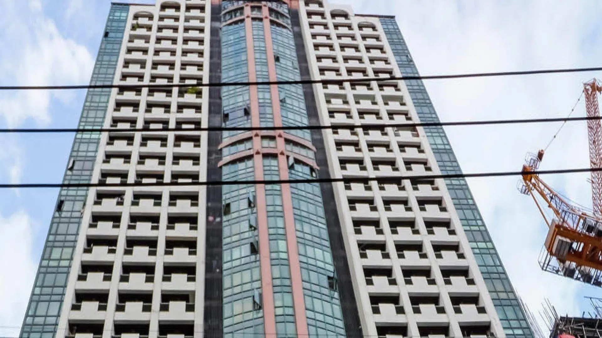 ** Hotel Nida Rooms Fibs Montana Manila Philippines
