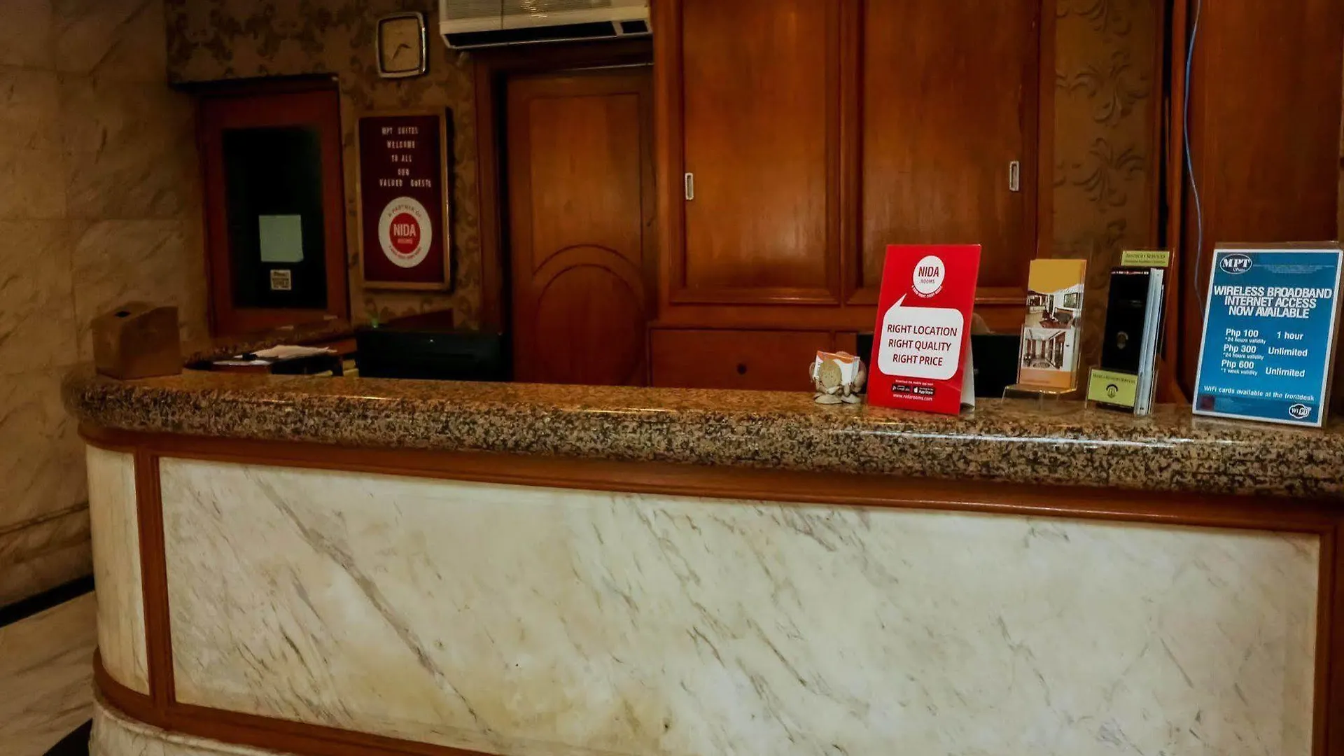 ** Hotel Nida Rooms Fibs Montana Manila Philippines