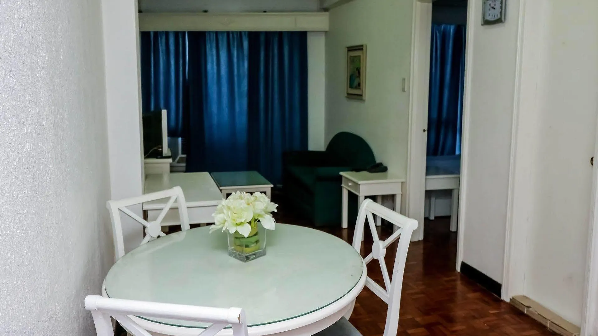 Nida Rooms Fibs Montana Manila Hotel